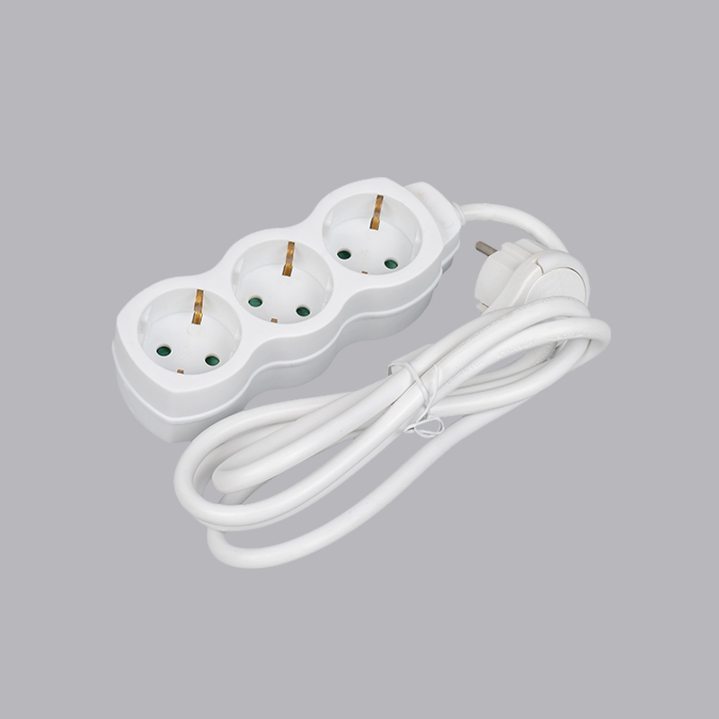 LOG-03L Německý typ tykvovitého 3-cestného prodlužovacího kabelu s vytahovacím kroužkem Multi-Socket