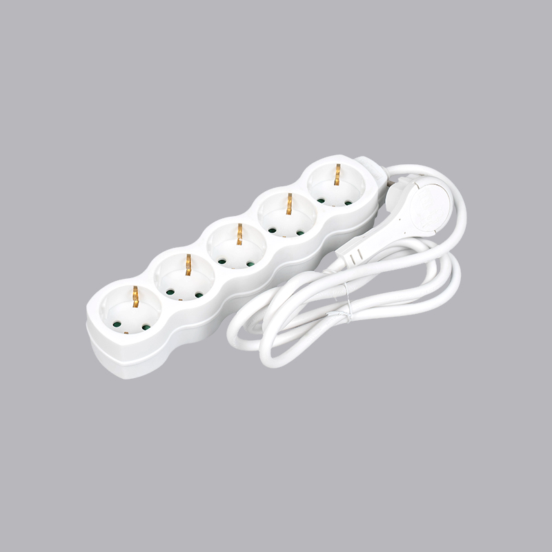 LOG-05L Německý typ tykvovitého 5-cestného prodlužovacího kabelu s vytahovacím kroužkem Multi-Socket