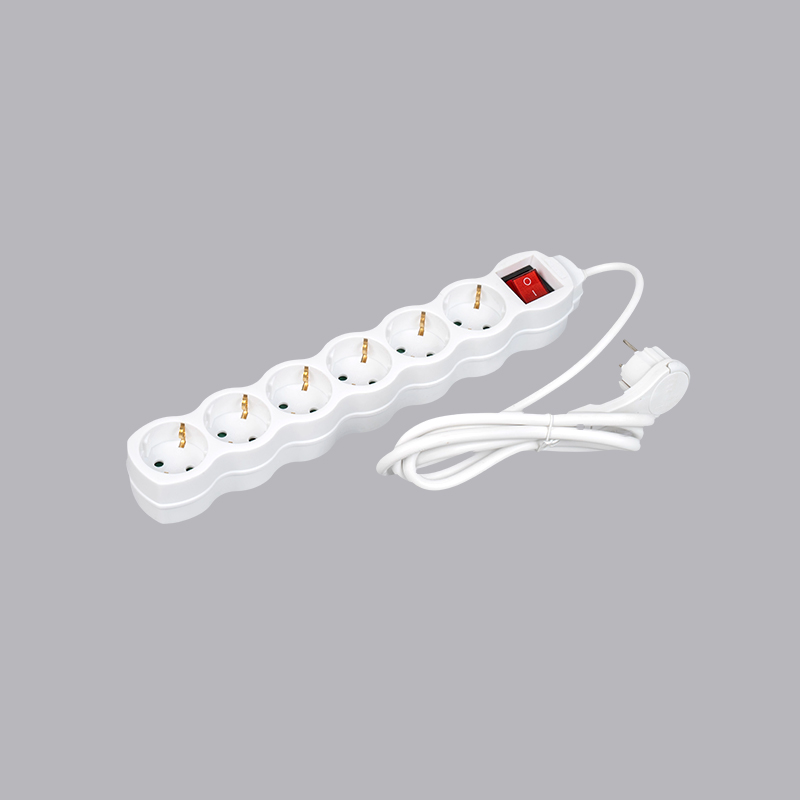LOG-06KL Německý typ tykvovitého 6cestného prodlužovacího kabelu s tažným kroužkem a vypínačem Multi-Socket