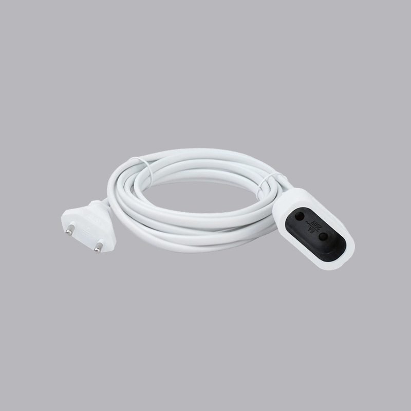 F2-3C prodlužovací kabel francouzského typu s plochou zástrčkou
