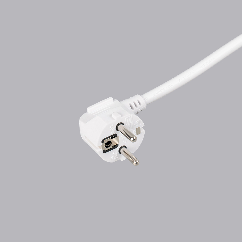 GF03L pravoúhlá zástrčka německého typu